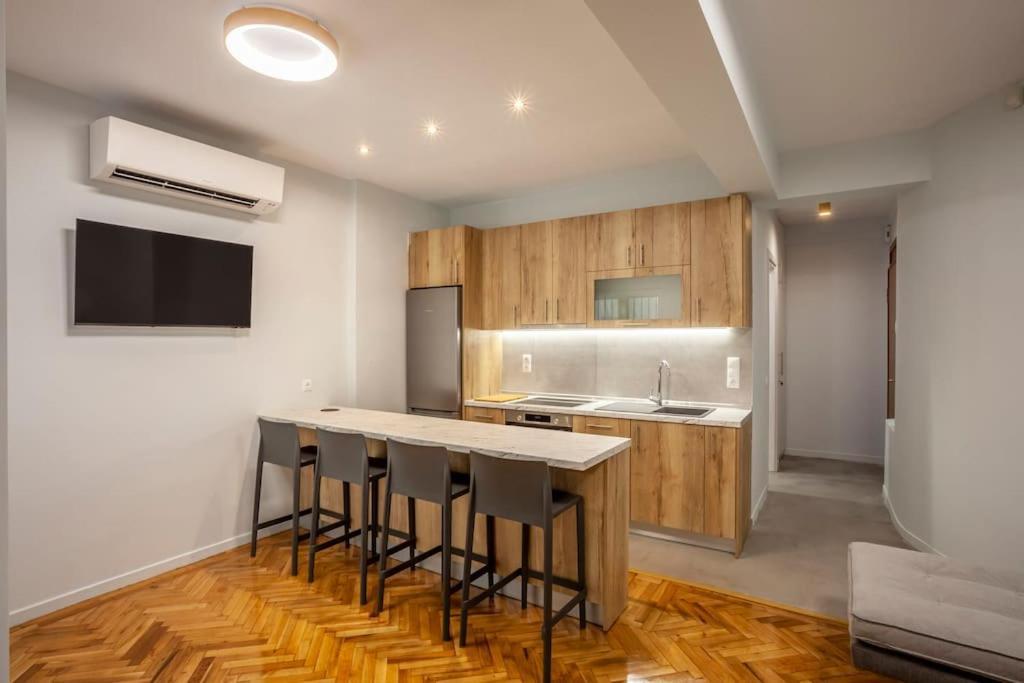 Karolou Ntil- Ground Floor Suite Thessaloníki Luaran gambar