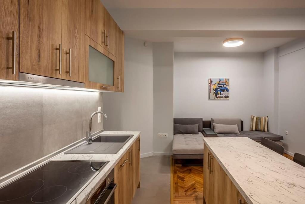 Karolou Ntil- Ground Floor Suite Thessaloníki Luaran gambar
